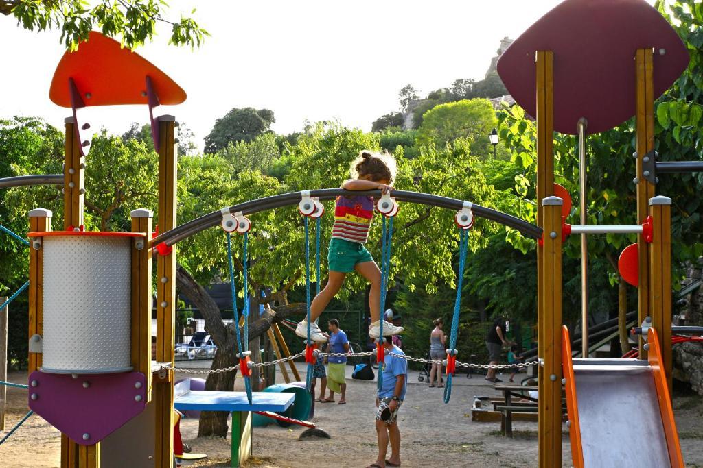 Camping Bungalow Serra De Prades Resort Vilanova de Prades Екстер'єр фото
