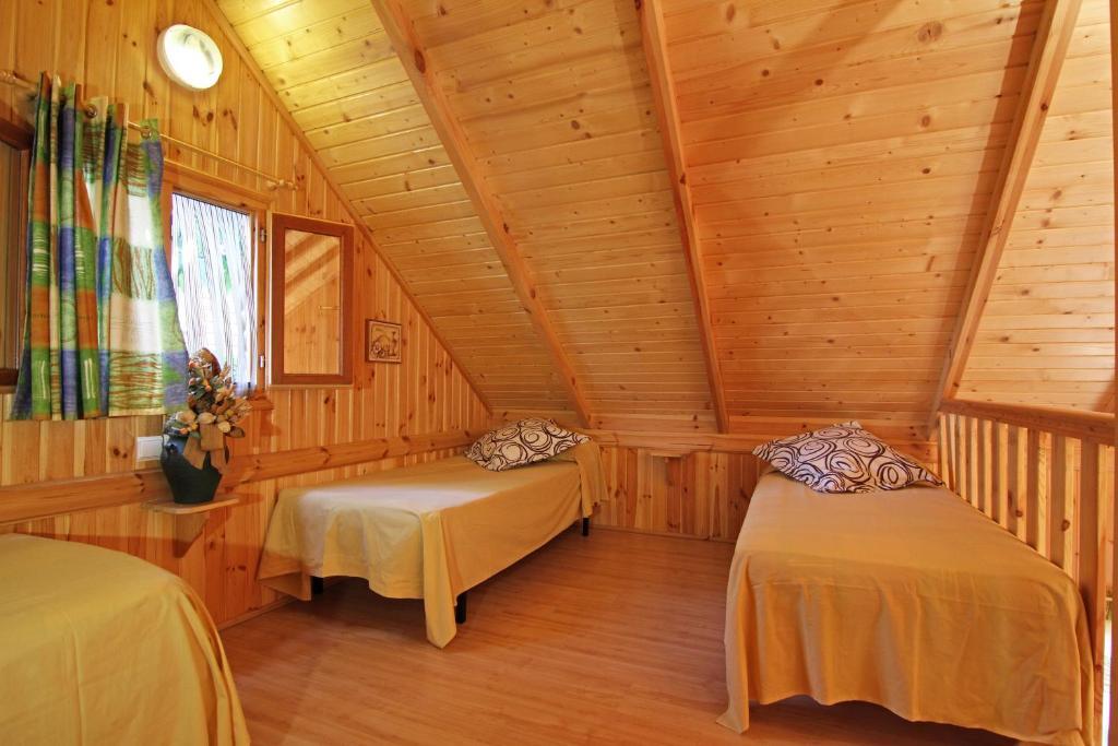 Camping Bungalow Serra De Prades Resort Vilanova de Prades Екстер'єр фото